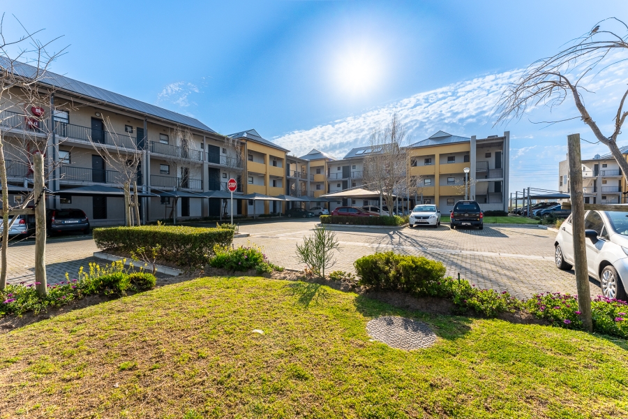 2 Bedroom Property for Sale in Buh Rein Estate Western Cape